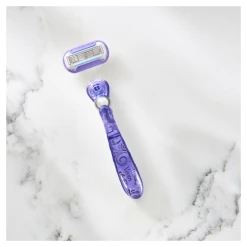 Gillette Venus Deluxe Smooth Swirl Rasierer Mit 1 Klinge 11 Gillette Venus Deluxe Smooth Swirl Rasierer Mit 1 Klinge -Satin Naturel shop MAM 7418606 SHOP IMAGE 2.0