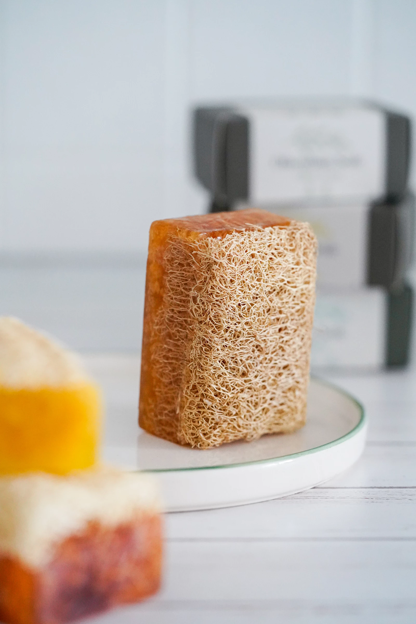 Lifsu Milch & Honig Duschseife Mit Luffa 5 Lifsu Milch & Honig Duschseife Mit Luffa – Bild 5