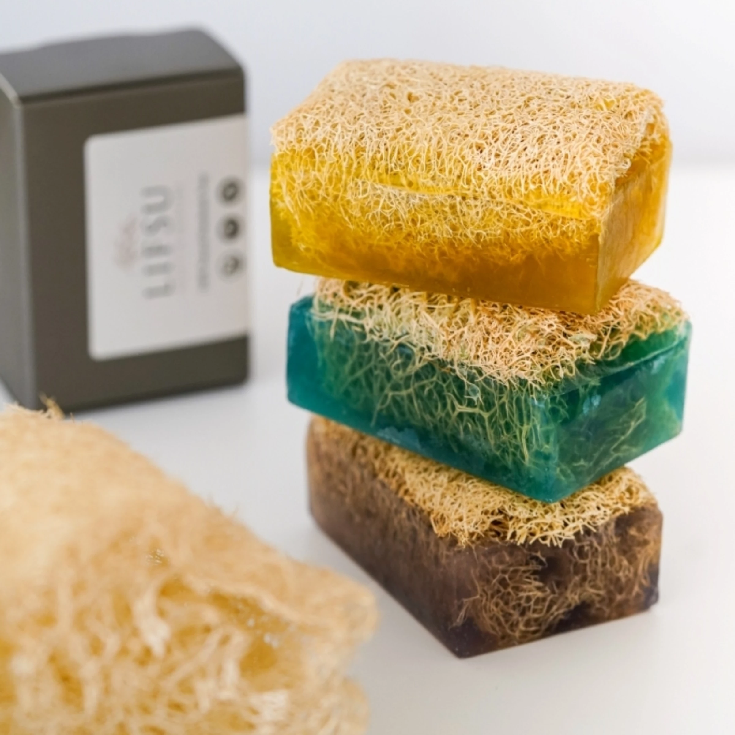 Lifsu Olivenblatt Duschseife Mit Luffa 6 Lifsu Olivenblatt Duschseife Mit Luffa – Bild 6